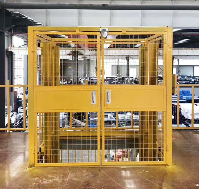 伊春智能导轨式升降机亮相